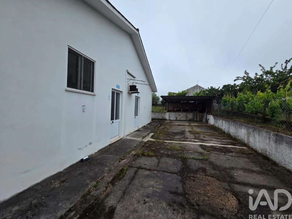 Loja para Venda em Ovoa e Vimieiro Foto 4