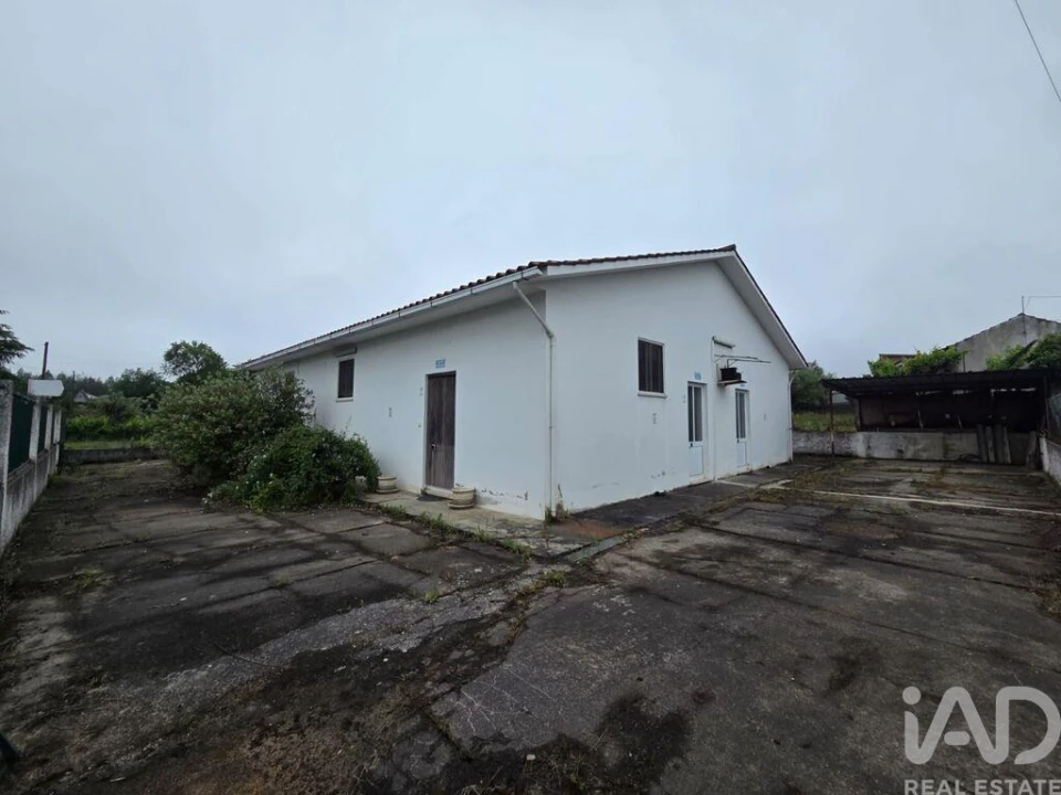Loja para Venda em Ovoa e Vimieiro Foto 1