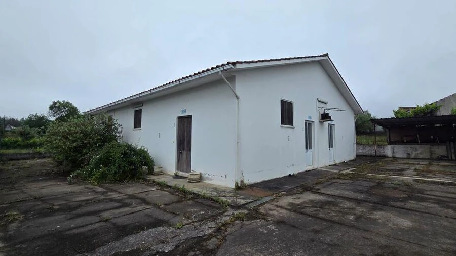 Loja para Venda em Ovoa e Vimieiro