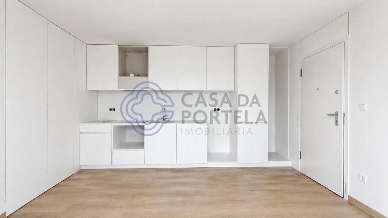 Apartamento T2 para Venda em Campanhã Foto 3