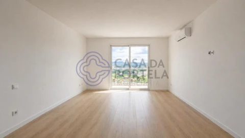Apartamento T2 para Venda em Campanhã