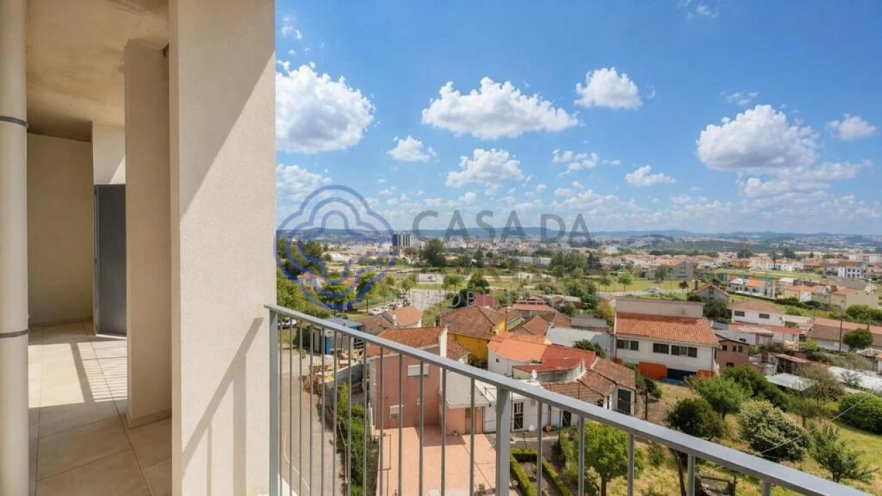 Apartamento T2 para Venda em Campanhã Foto 10