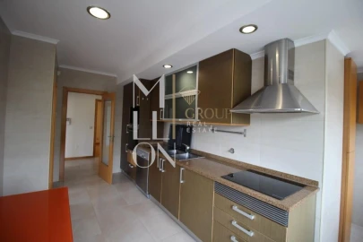 Apartamento T3 para Venda em Esgueira