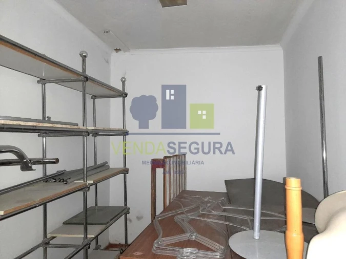 Loja para Arrendamento em Beja (Santiago Maior e São João Baptista) Foto 7