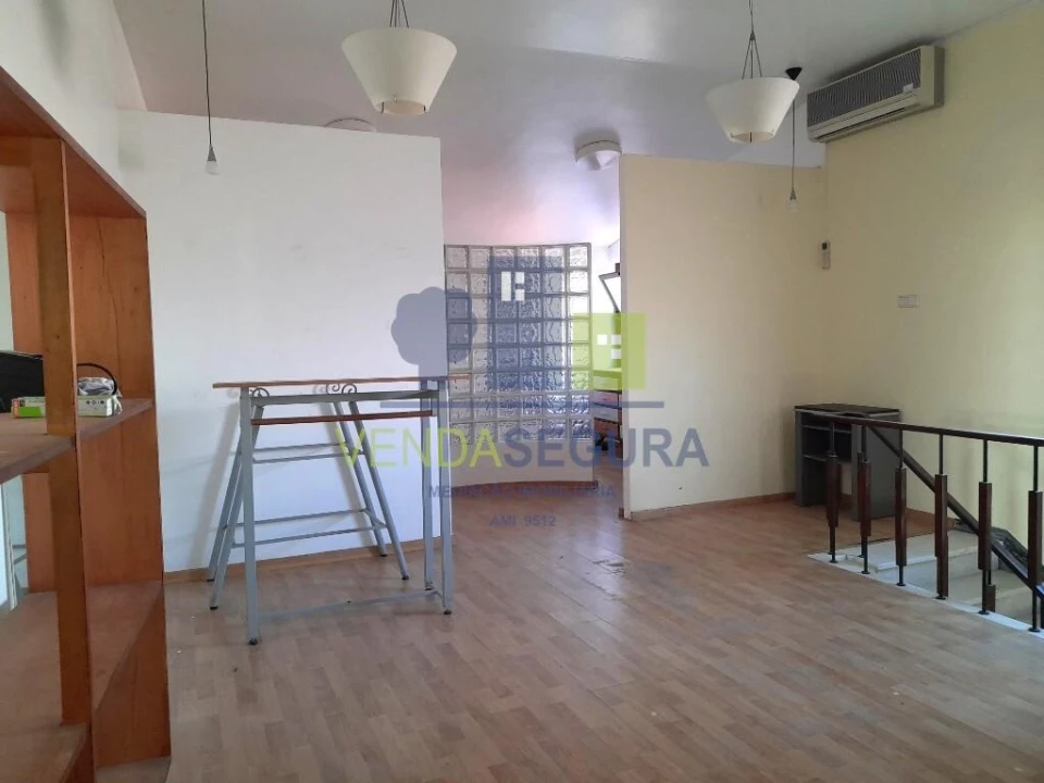 Loja para Arrendamento em Beja (Santiago Maior e São João Baptista) Foto 11