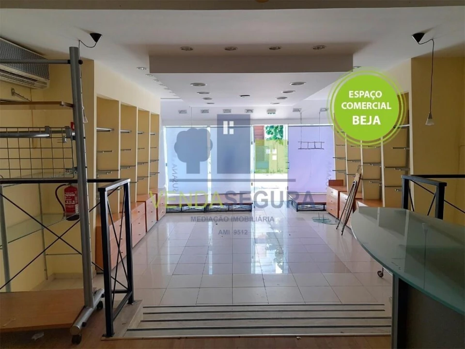 Loja para Arrendamento em Beja (Santiago Maior e São João Baptista) Foto 1