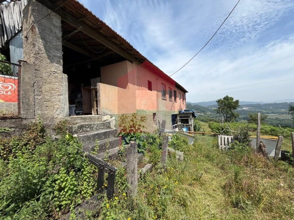 Moradia T3 para Venda em Vila Verde e Barbudo Foto 2