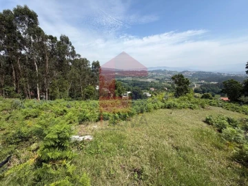 Moradia T3 para Venda em Vila Verde e Barbudo