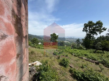 Moradia T3 para Venda em Vila Verde e Barbudo