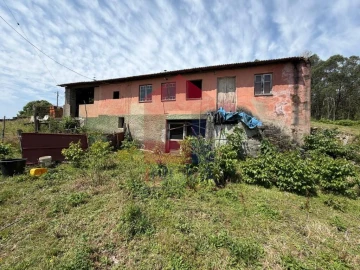 Moradia T3 para Venda em Vila Verde e Barbudo