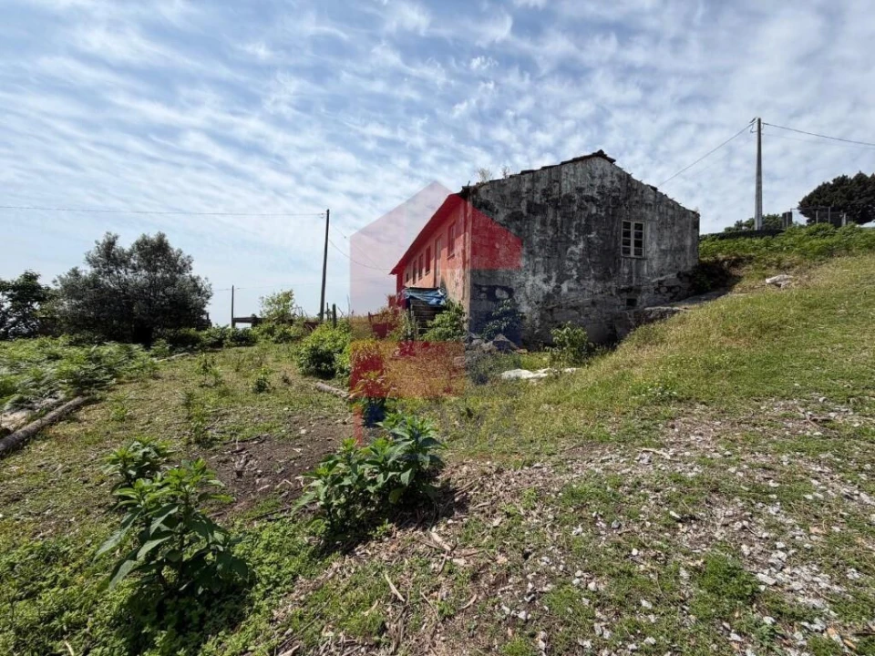 Moradia T3 para Venda em Vila Verde e Barbudo Foto 11