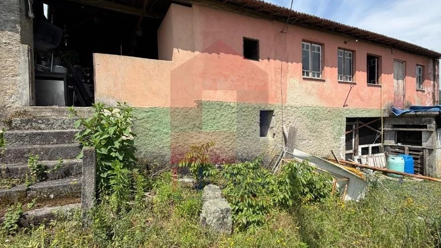 Moradia T3 para Venda em Vila Verde e Barbudo