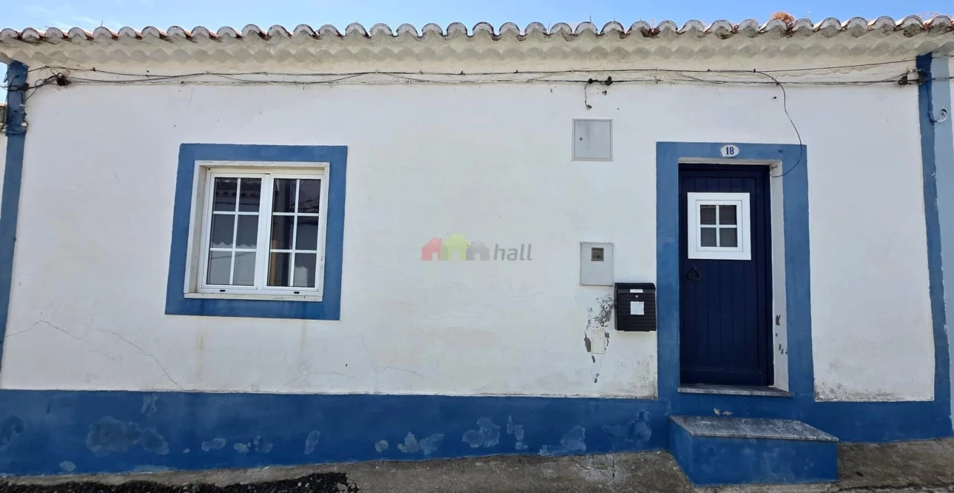 Moradia T3 para Venda em Albernoa e Trindade Foto 1