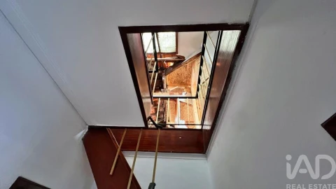 Moradia T11 para Venda em Paranhos