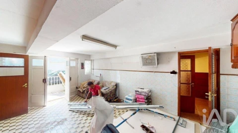 Moradia T11 para Venda em Paranhos
