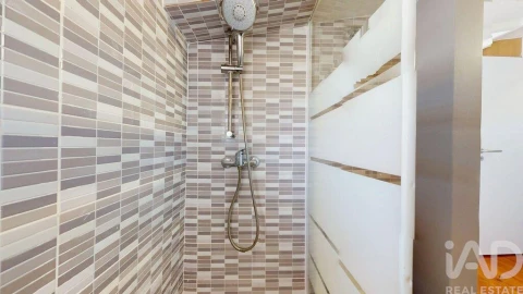 Moradia T11 para Venda em Paranhos
