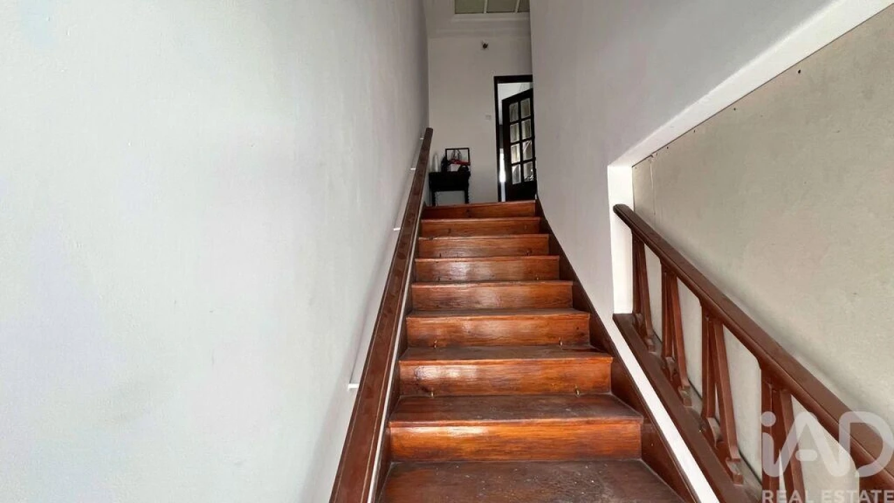 Moradia T11 para Venda em Paranhos Foto 1