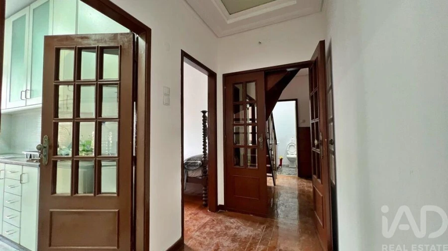 Moradia T11 para Venda em Paranhos Foto 4
