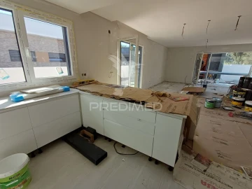 Moradia T4 para Venda em Quinta do Anjo