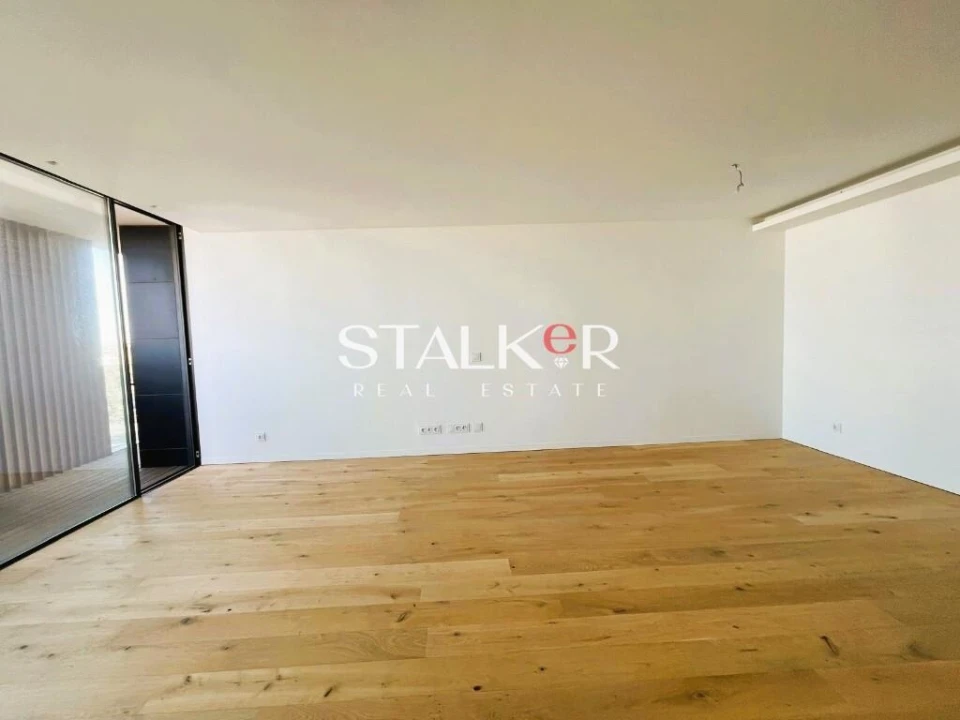 Apartamento T3 para Venda em Espinho Foto 16