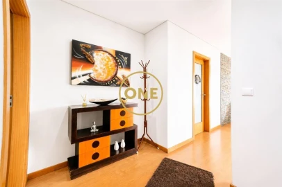 Apartamento T3 para Venda em Gondifelos, Cavalões e Outiz