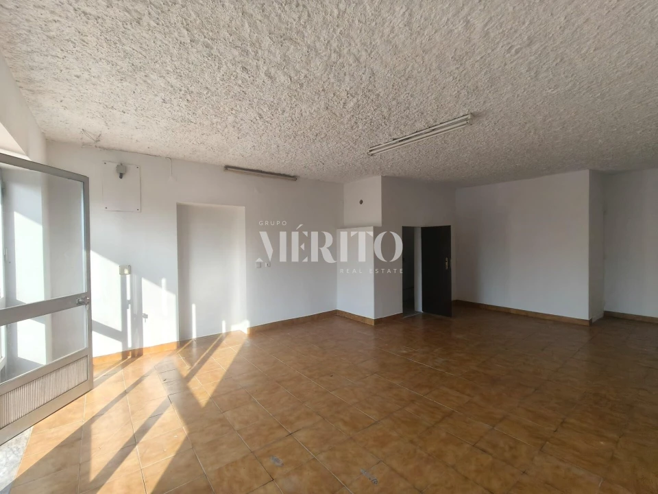 Loja para Arrendamento em Estela Foto 5