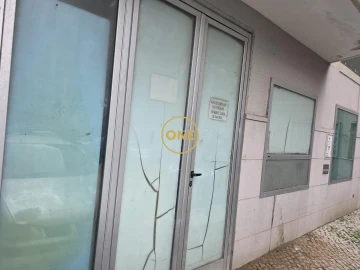 Garagem para Venda em Cacém e São Marcos