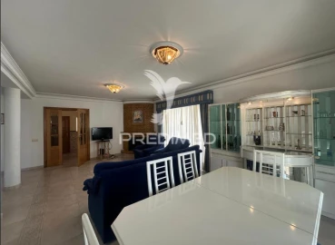 Moradia T5 para Venda em Alvor