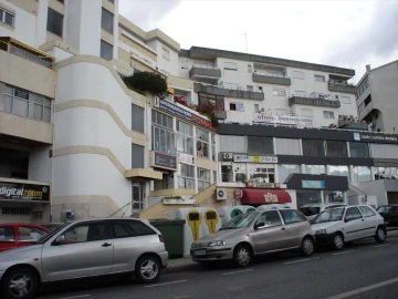 Loja para Venda em Leiria, Pousos, Barreira e Cortes