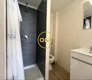 Loja para Arrendamento em Lordelo do Ouro e Massarelos