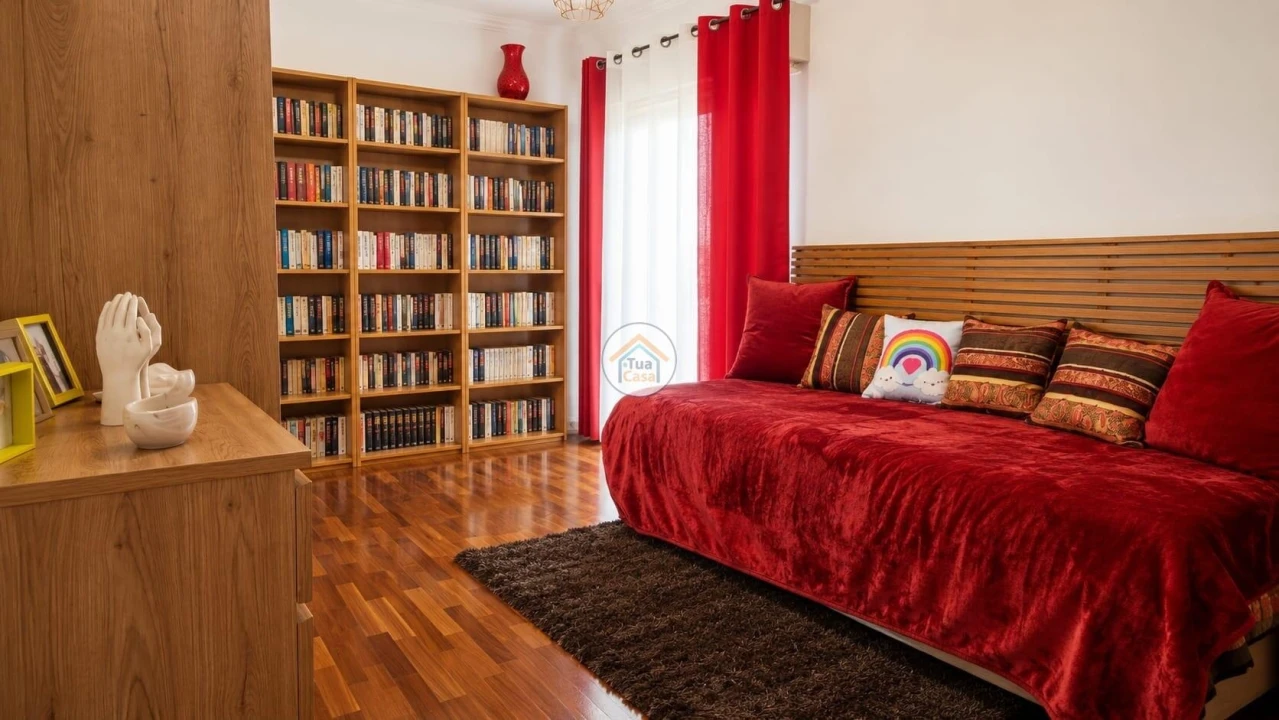 Apartamento T4 para Venda em Algueirão-Mem Martins Foto 9