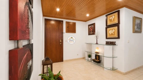 Apartamento T4 para Venda em Algueirão-Mem Martins