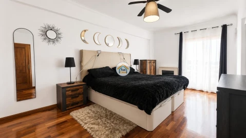 Apartamento T4 para Venda em Algueirão-Mem Martins