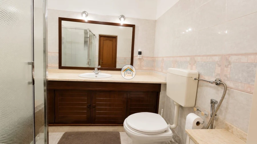 Apartamento T4 para Venda em Algueirão-Mem Martins Foto 18
