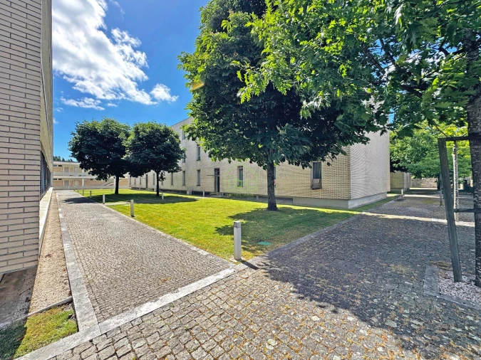 Apartamento T2 para Venda em Vilar de Pinheiro Foto 19