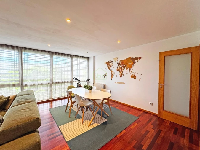 Apartamento T2 para Venda em Vilar de Pinheiro Foto 5
