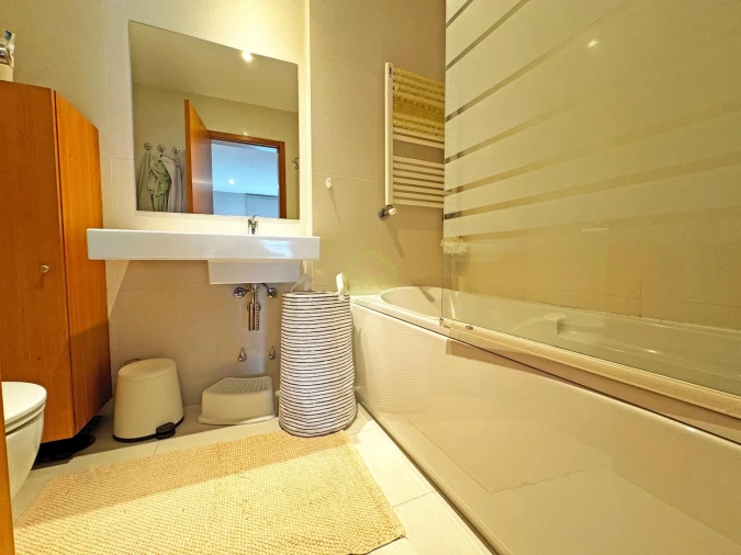 Apartamento T2 para Venda em Vilar de Pinheiro Foto 16