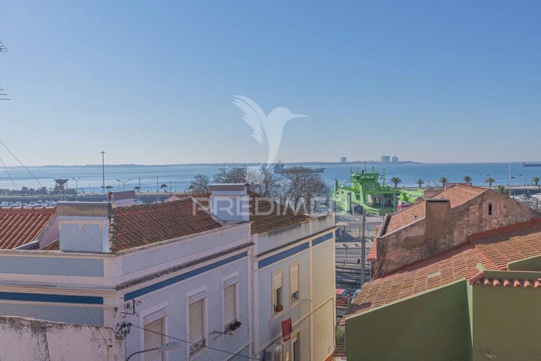 Prédio para Venda em Setubal (São Sebastião) Foto 3