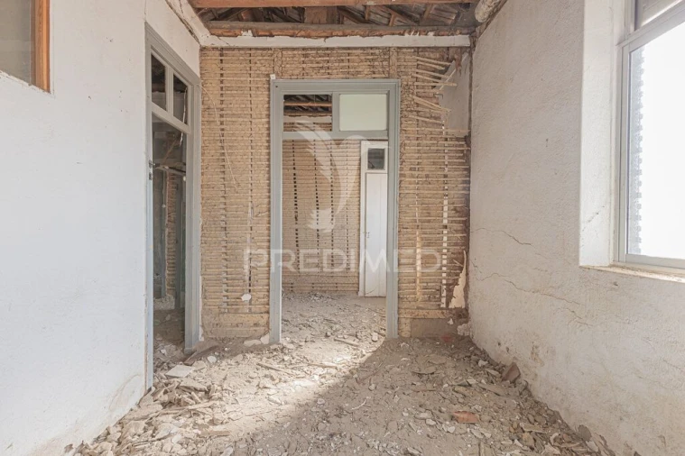 Prédio para Venda em Setubal (São Sebastião) Foto 13