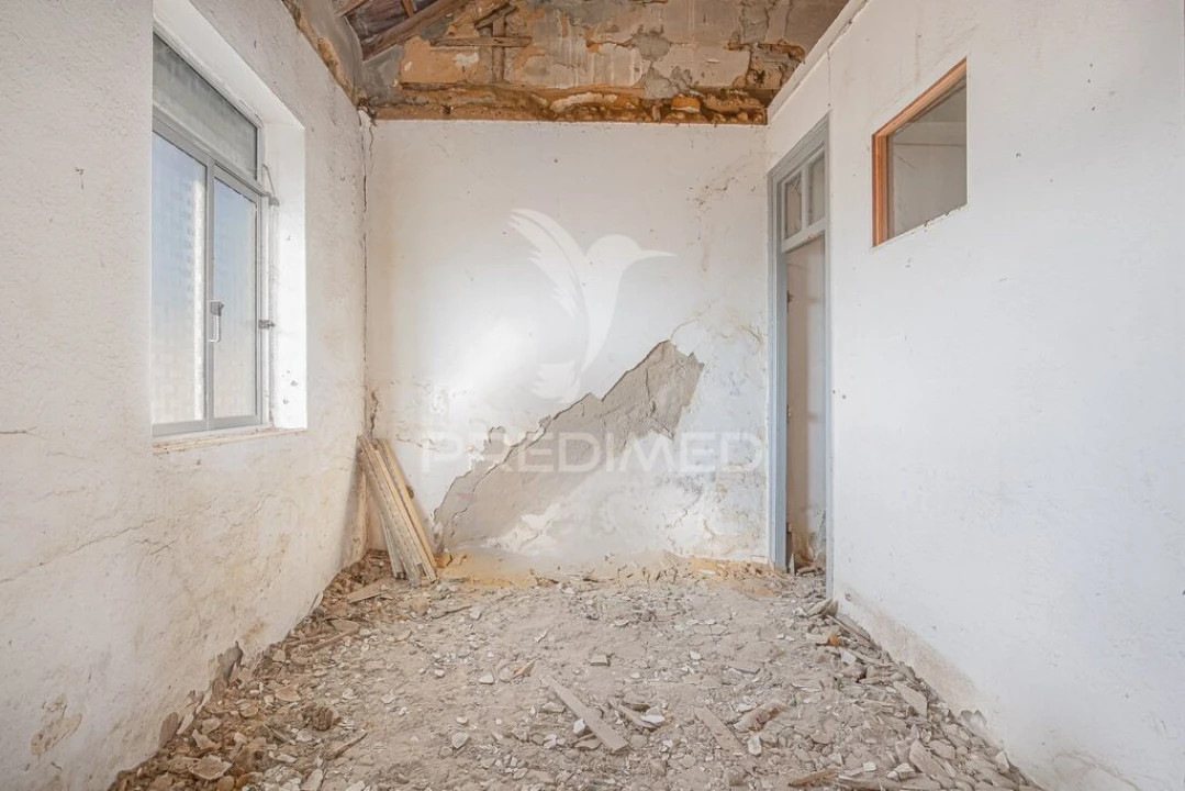 Prédio para Venda em Setubal (São Sebastião) Foto 12