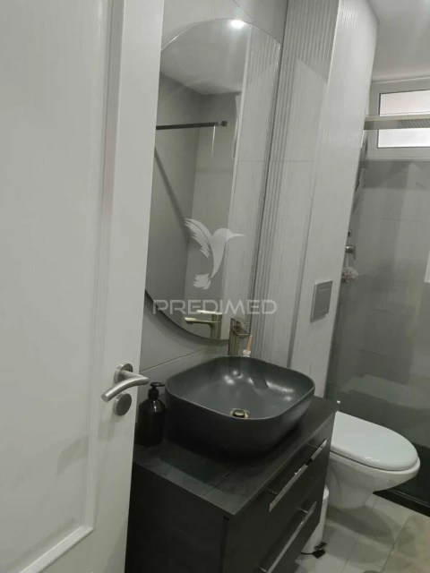 Apartamento T4 para Venda em Peso da Régua e Godim