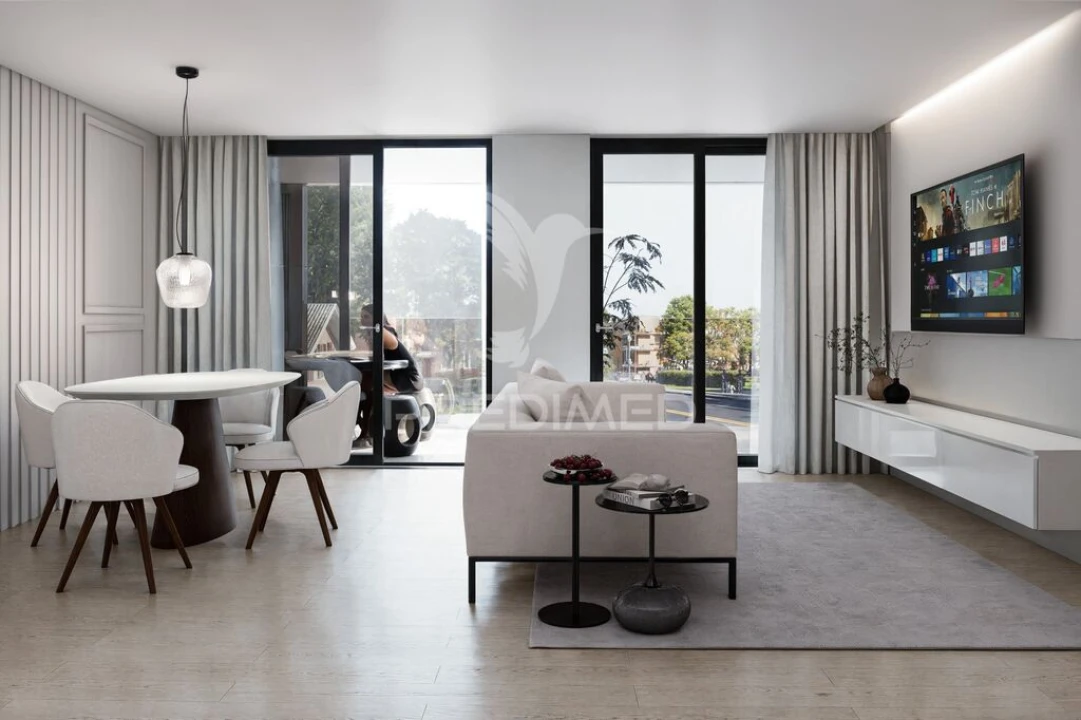 Apartamento T2 para Venda em Pedrouços Foto 2