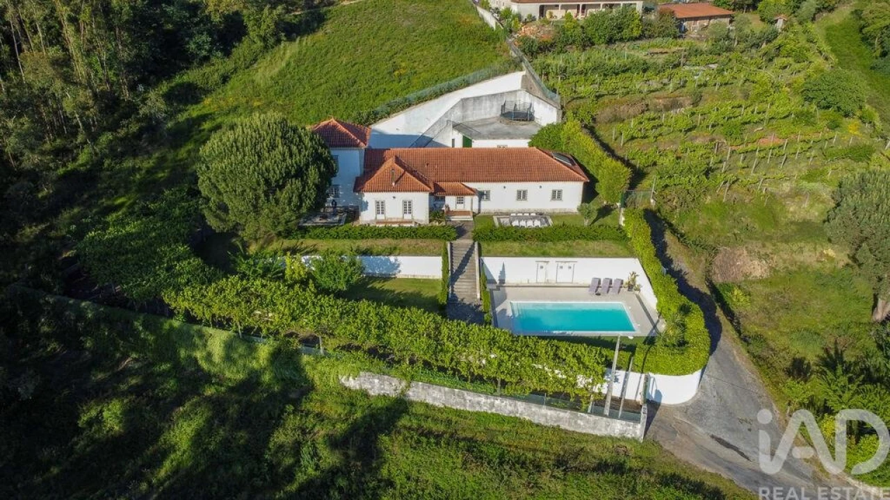 Moradia T4 para Venda em Marrancos e Arcozelo Foto 2