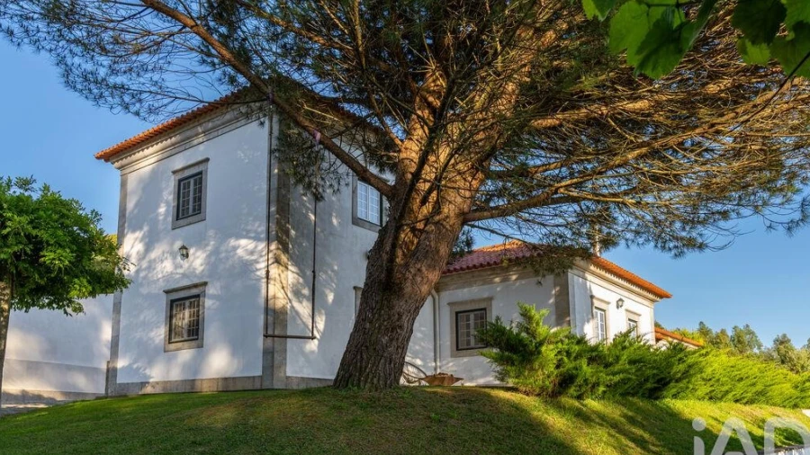 Moradia T4 para Venda em Marrancos e Arcozelo