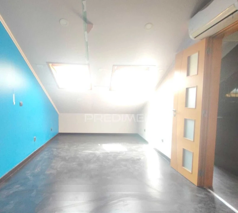 Apartamento T3 para Venda em Seixal, Arrentela e Aldeia de Paio Pires Foto 15