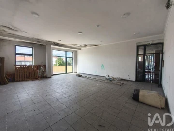 Loja para Venda em Batalha