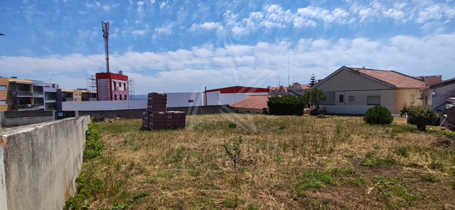 Terreno para Venda em São Martinho do Porto Foto 8