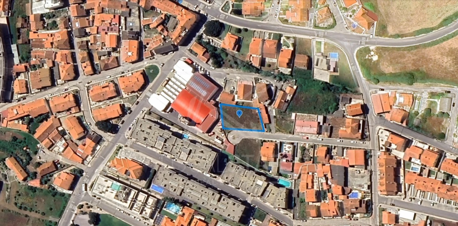 Terreno para Venda em São Martinho do Porto Foto 3