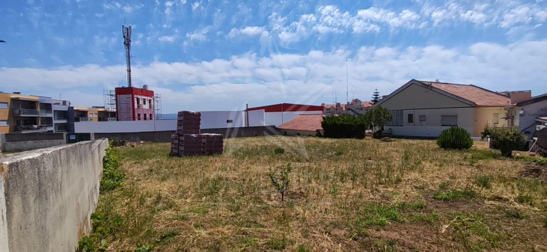 Terreno para Venda em São Martinho do Porto Foto 8