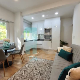 Apartamento T2 para Venda em Benfica